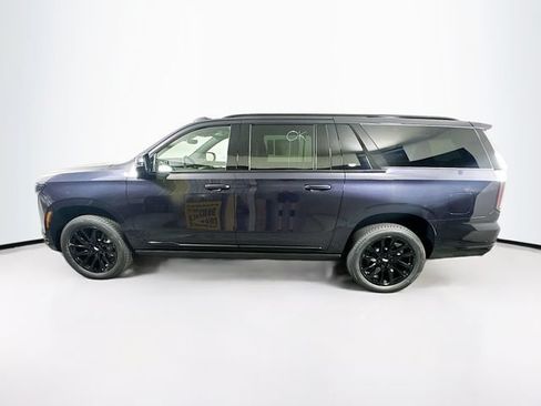 New 2026 Cadillac Escalade ESV Sport w/ LPO, ONYX Package AWD/4WD image 3