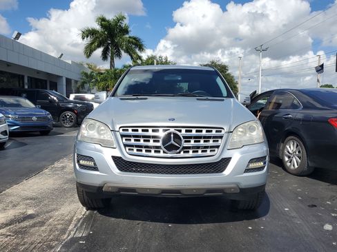 Used 2011 Mercedes-Benz ML 350 2WD image 4