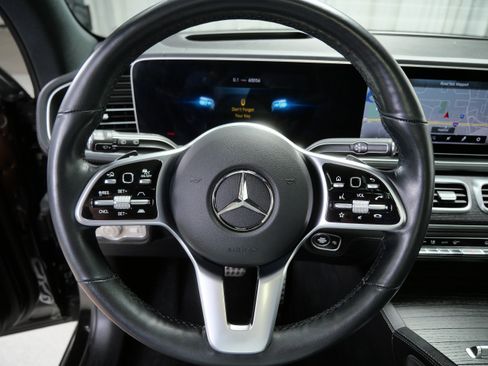 Used 2022 Mercedes-Benz GLS 580 4MATIC image 22