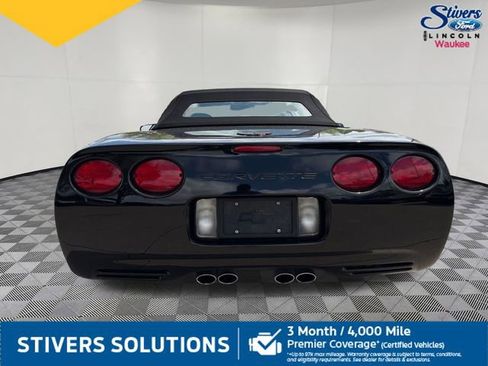 Used 2004 Chevrolet Corvette Convertible w/ Preferred Equipment Group RWD image 8
