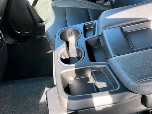 Used 2025 GMC Sierra 1500 SLT image 19