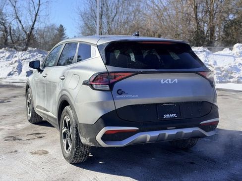 Used 2024 Kia Sportage LX image 5