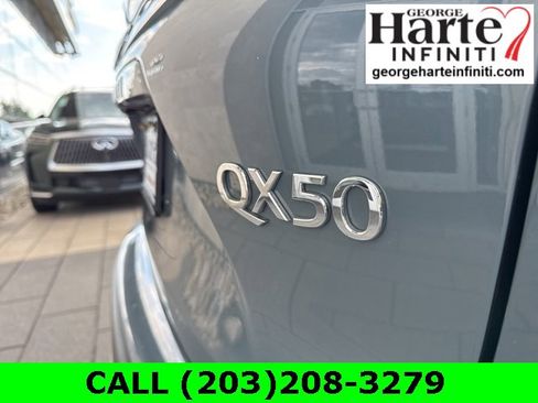 Certified 2022 INFINITI QX50 Essential image 32