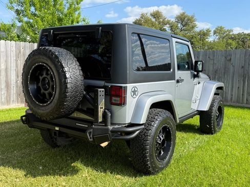 Used 2014 Jeep Wrangler Sport image 10