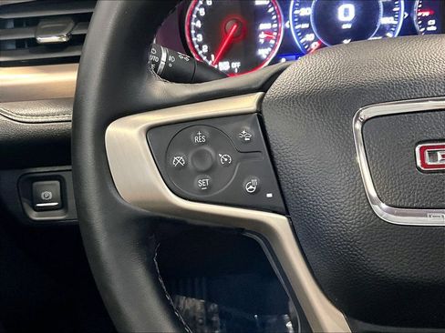 Used 2023 GMC Acadia Denali w/ Denali Ultimate Package image 19