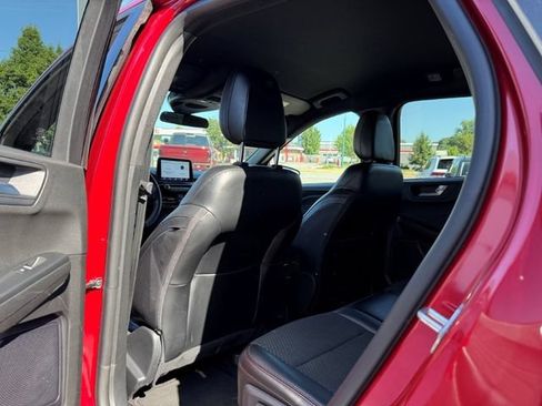 Used 2024 Ford Escape ST-Line AWD/4WD image 16