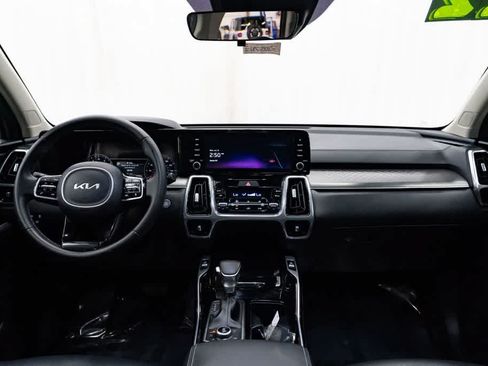 Used 2022 Kia Sorento SX AWD/4WD image 9
