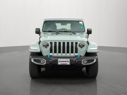 Used 2023 Jeep Wrangler Unlimited Sahara w/ Cold Weather Group AWD/4WD image 2