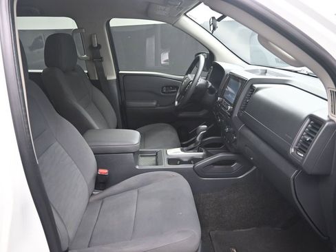 Used 2022 Nissan Frontier S w/ Technology Package image 34