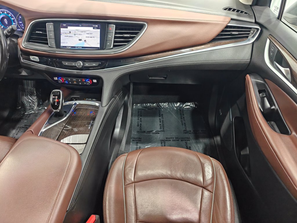 Used 2018 Buick Enclave Avenir w/ Avenir Technology Package AWD/4WD image 29