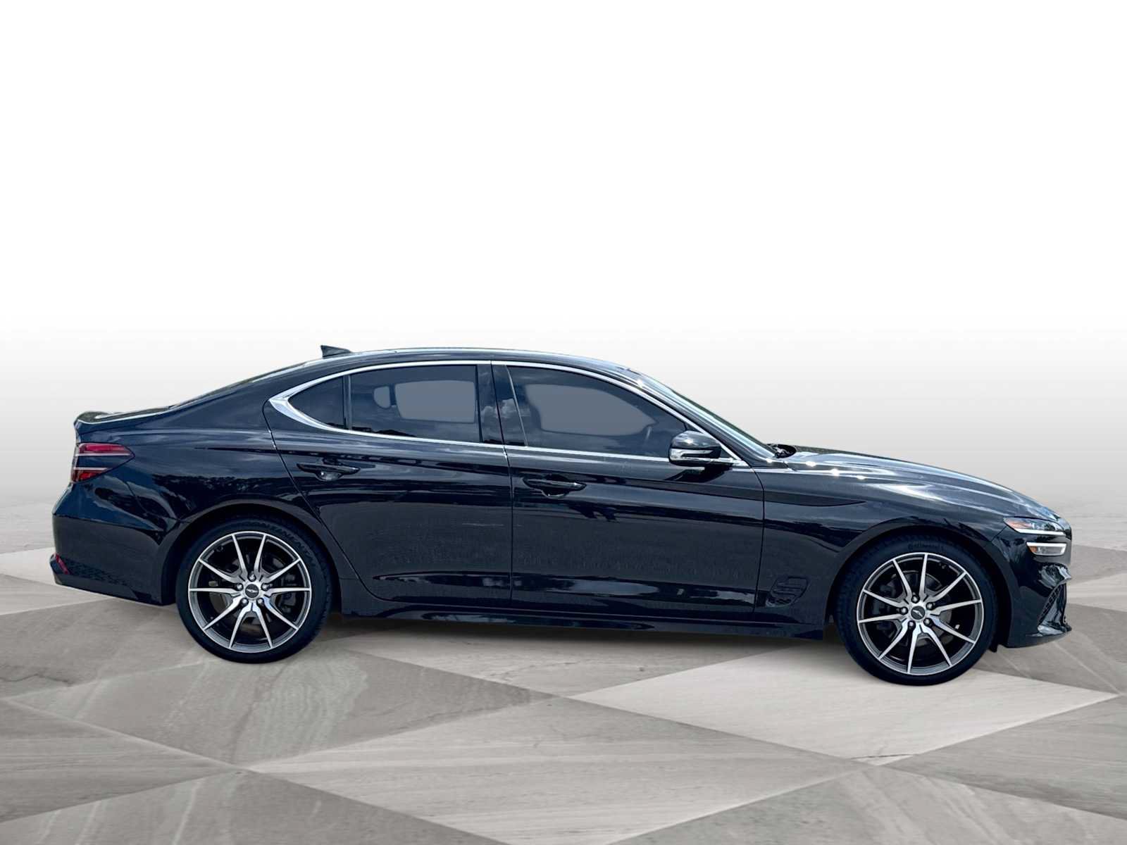 Used 2023 Genesis G70 2.0T RWD image 9
