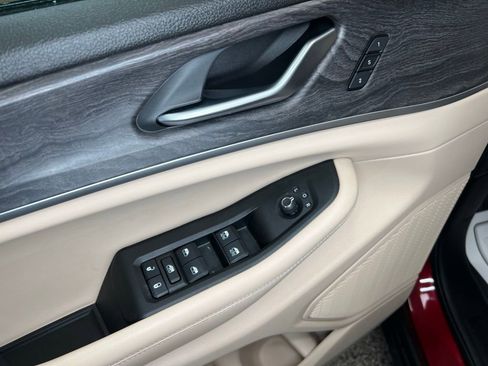 Used 2024 Jeep Grand Cherokee Limited image 15