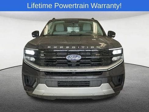 New 2026 Ford Expedition Platinum w/ Driver's Package image 16