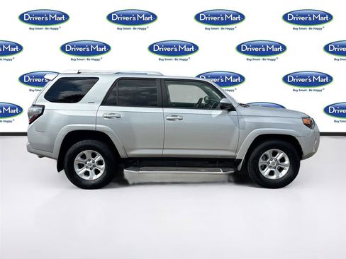 Used 2014 Toyota 4Runner SR5 Premium image 9