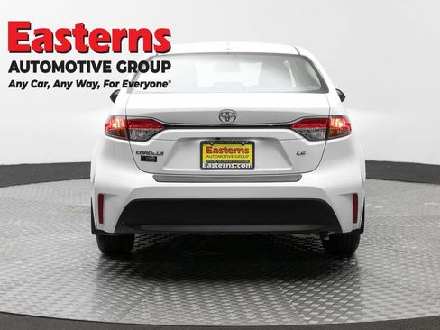 Used 2024 Toyota Corolla LE FWD image 6