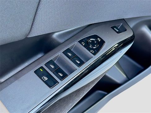 Used 2026 BMW X3 xDrive30 w/ Premium Package image 24