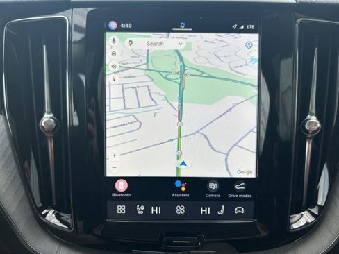 Certified 2025 Volvo XC60 B5 Plus w/ Climate Package image 22