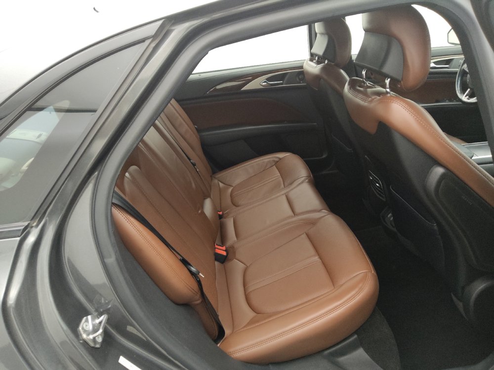 Used 2018 Lincoln MKZ Reserve FWD image 19