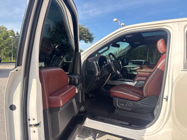 Used 2019 Ford F150 Platinum AWD/4WD image 14