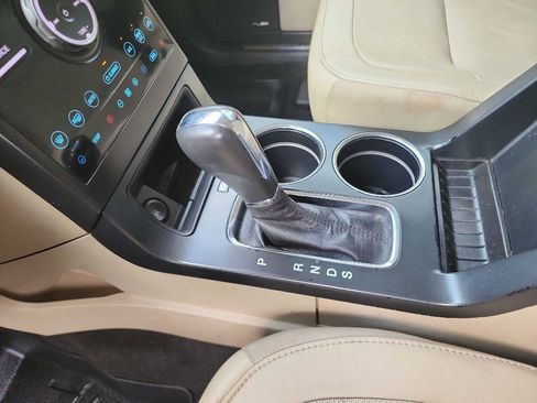 Used 2014 Ford Flex Limited w/ Equipment Group 303A AWD/4WD image 25