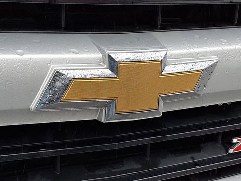 Used 2018 Chevrolet Silverado 1500 LT w/ All Star Edition image 7