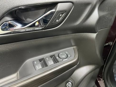 Used 2018 GMC Acadia SLT AWD/4WD image 20