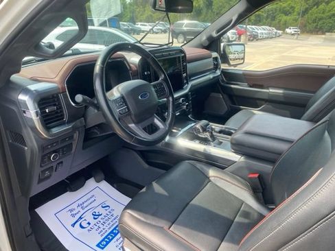 Used 2023 Ford F150 Lariat AWD/4WD image 6