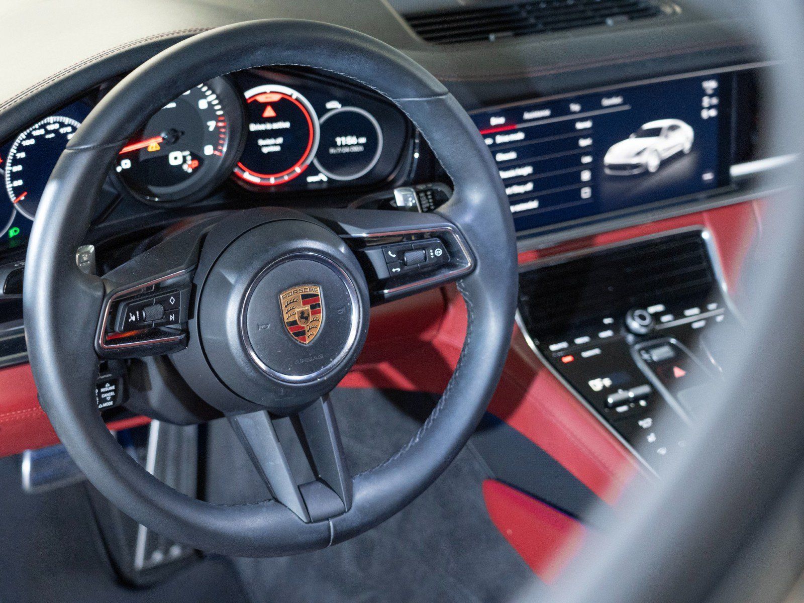 Certified 2022 Porsche Panamera 4S AWD/4WD image 15