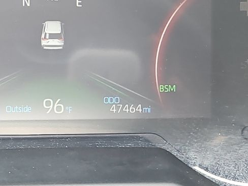 Used 2024 Toyota RAV4 XLE FWD image 24