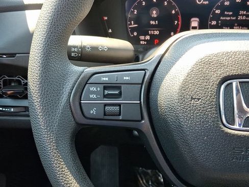 Used 2025 Honda Accord LX image 20