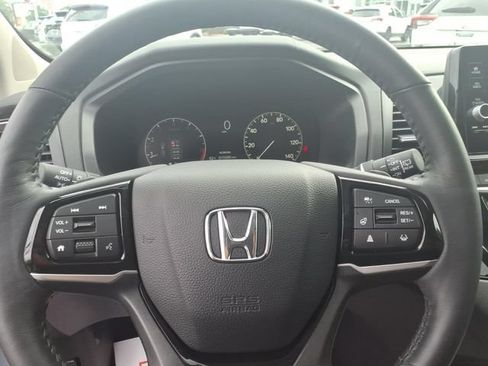 Used 2025 Honda Odyssey Elite image 20