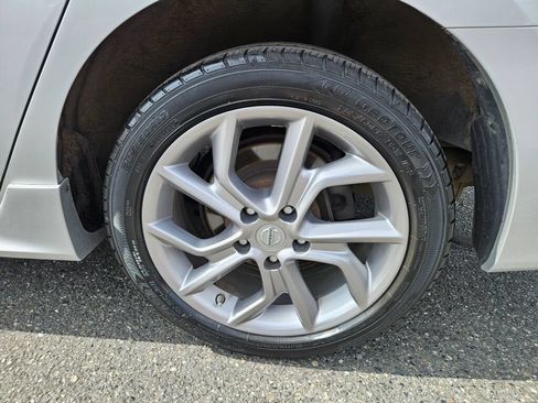 Used 2015 Nissan Sentra SR FWD image 8