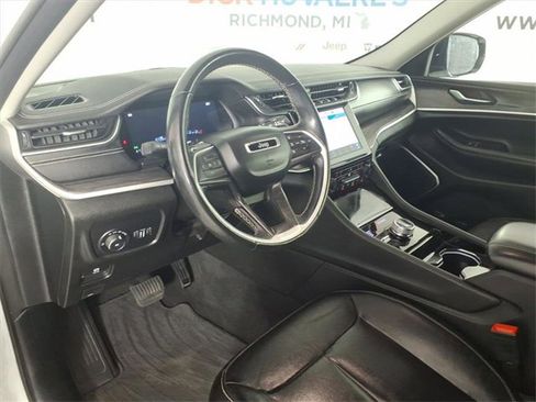 Used 2021 Jeep Grand Cherokee L Limited image 8