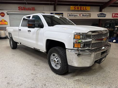 Used 2019 Chevrolet Silverado 2500 W/T w/ WT Convenience Package AWD/4WD image 11