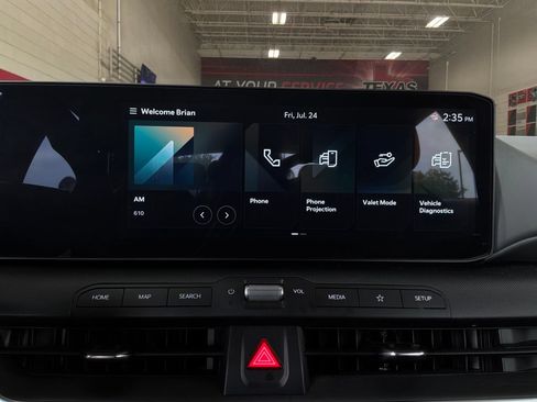 Used 2025 Kia K4 FWD image 29