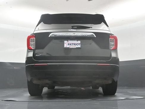 Used 2022 Ford Explorer XLT RWD image 54