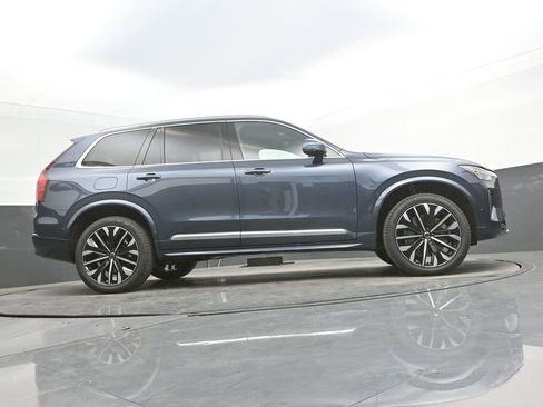 New 2026 Volvo XC90 B6 Plus AWD/4WD image 36