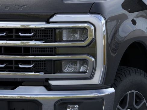 New 2026 Ford F250 Lariat AWD/4WD image 18