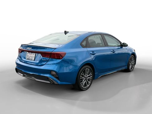 Used 2023 Kia Forte GT-Line image 5