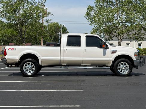 Used 2010 Ford F350 Lariat AWD/4WD image 5