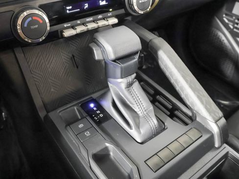 Used 2024 Toyota Tacoma SR RWD image 32