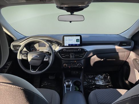 Used 2022 Ford Escape SE w/ Cold Weather Package image 10