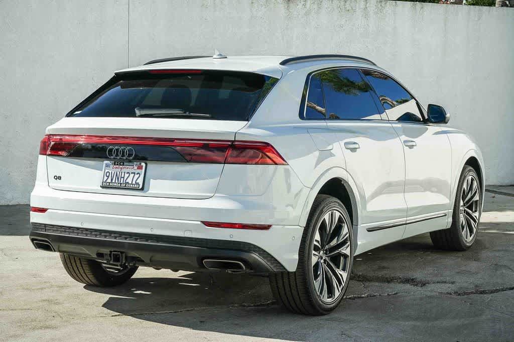 Used 2023 Audi Q8 Premium Plus w/ Premium Plus Package AWD/4WD image 6