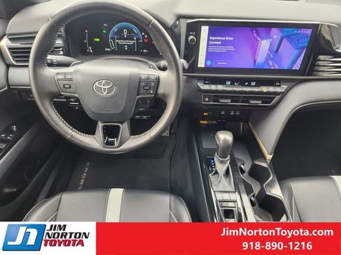 Used 2025 Toyota Camry SE w/ Multimedia Upgrade Package FWD image 27