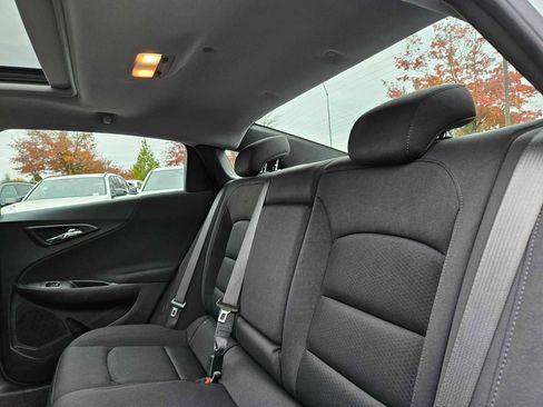 Used 2024 Chevrolet Malibu LT image 21