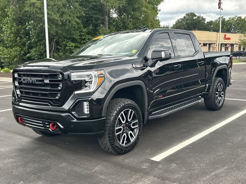 Used 2022 GMC Sierra 1500 AT4 w/ AT4 Preferred Package AWD/4WD image 4