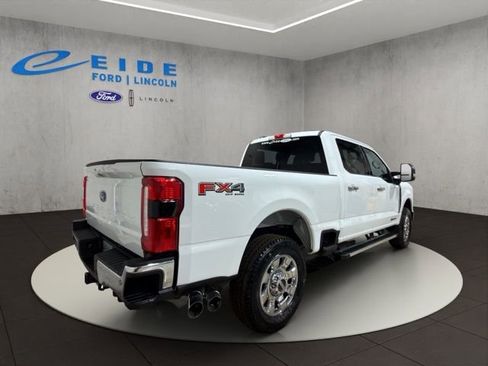 New 2026 Ford F250 Lariat image 9