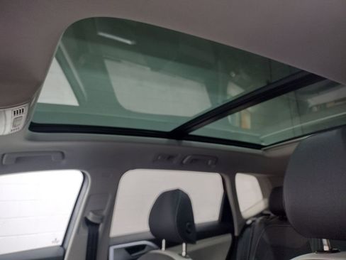 New 2025 Volkswagen Taos SE image 22