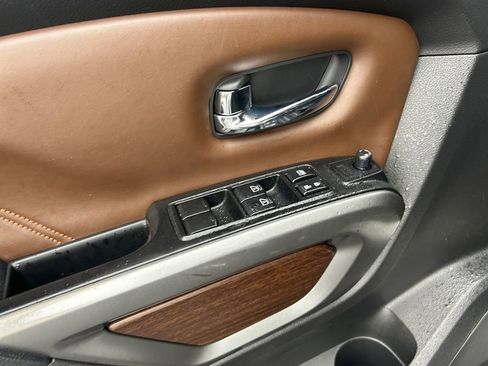 Used 2018 Nissan Titan Platinum Reserve w/ Platinum Utility Package image 24