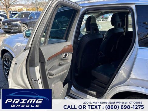 Used 2016 Volvo XC90 T6 Momentum w/ Momentum Plus Package image 11
